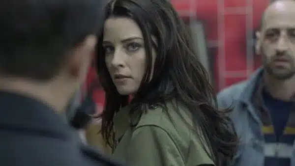 12 séries inesquecíveis de viajantes no tempo 4 Continuum