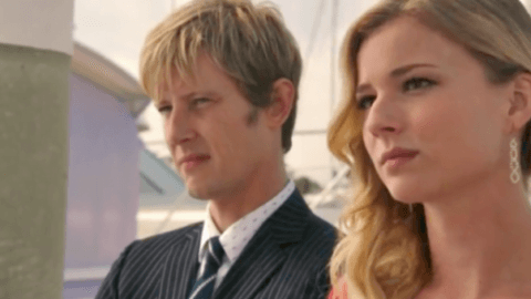 Revenge: sexto episódio mostra briga entre Emily e Nolan