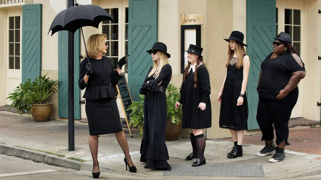 Coven: confira vídeo dos bastidores da atração 1