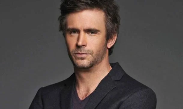 Jack Davenport é escalado para Sea of Fire