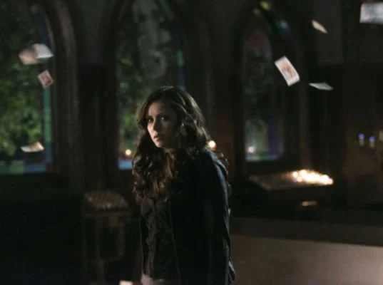 The Vampire Diaries: resgate por Elena tem início 2