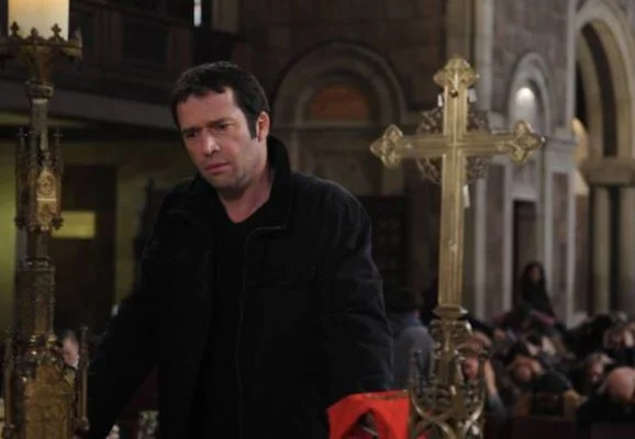 The Following: Joe Carroll promove atentado em igreja  1