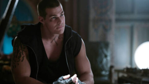 Greg Finley junta-se ao elenco de The Flash como Girder 2