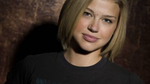 Agents of S.H.I.E.L.D. escala Adrianne Palicki como "Mockingbird" 2