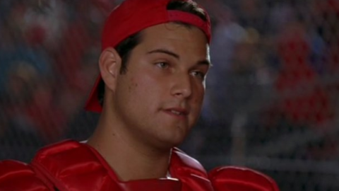 Glee anuncia o retorno de Max Adler