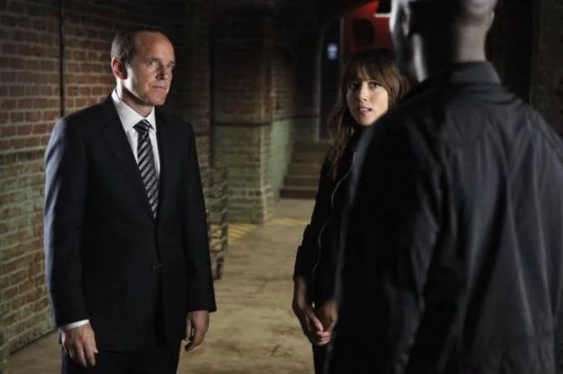 Agents of S.H.I.E.L.D: time de Coulson é caçado 2