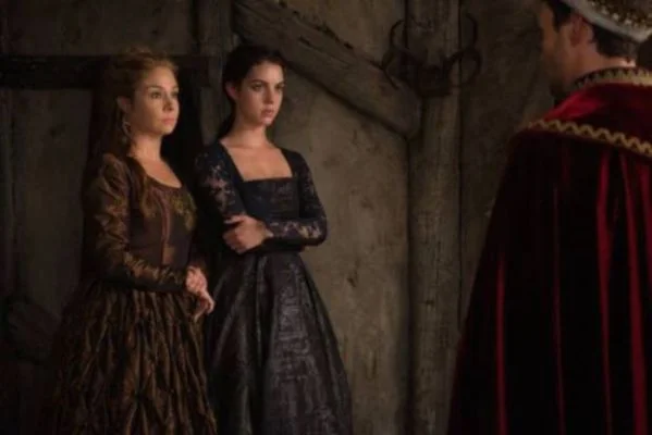 Reign: Mary e Catherine ficam perdidas na floresta