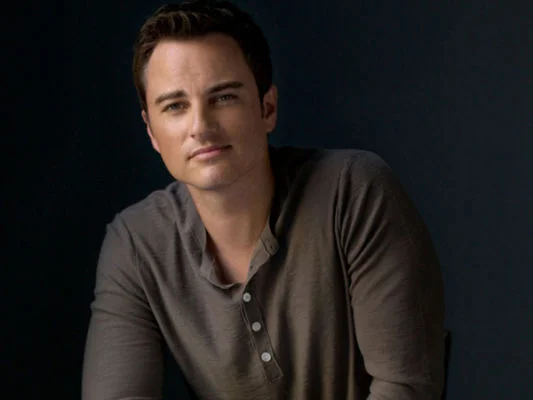 Stalker: Kerr Smith e Phoebe Tonkin participam da série 2