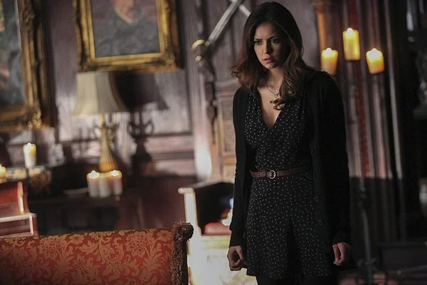 The Vampire Diaries: Elena tenta se comunicar com Bonnie