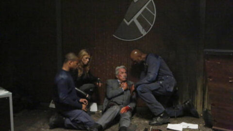 Agents of S.H.I.E.L.D: Coulson é surpreendido por ataque