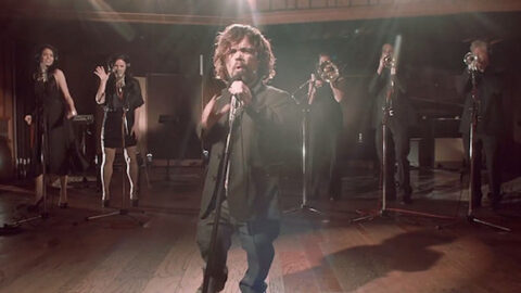 Peter Dinklage realiza paródia sobre mortes de Game of Thrones