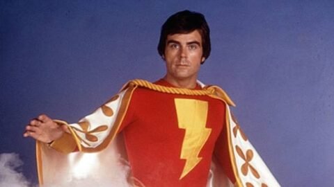 Que heróis forneciam poderes para o Capitão Marvel? 2