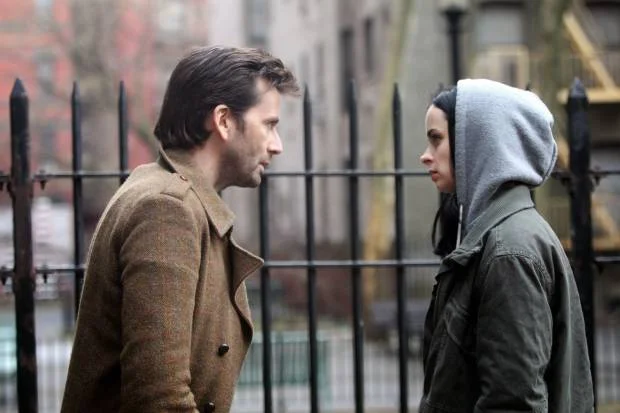 Jessica Jones ganha trailer e data de estreia