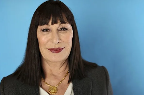 Transparent: Anjelica Huston integra elenco da série