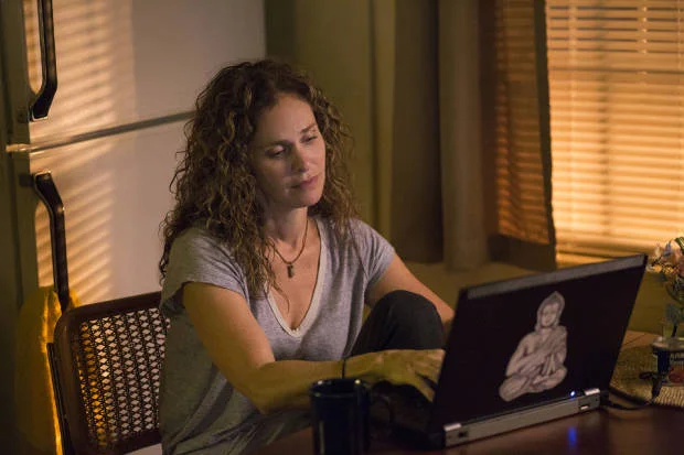 The Leftovers: Laurie cria abrigo para ex-integrantes de culto