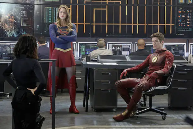 Supergirl: Barry visita National City 