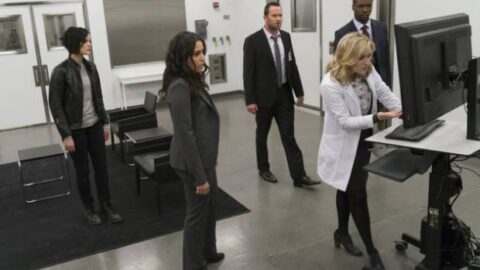 Blindspot 2 Blindspot 1ª temporada: FBI encontra bebê com uma tatuagem (1x22)