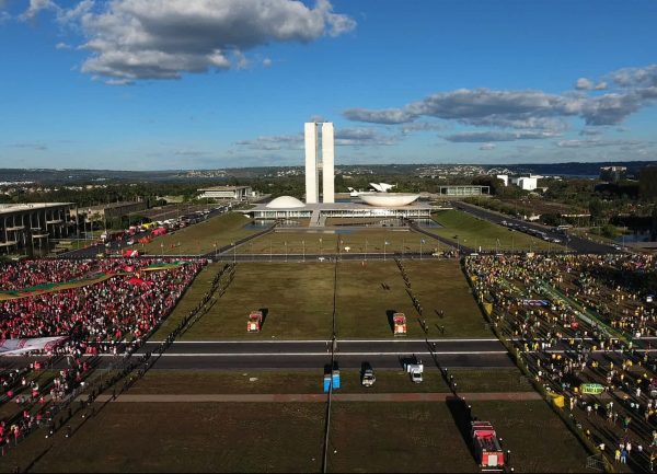 O Processo: documentário explora impeachment de Dilma Rousseff