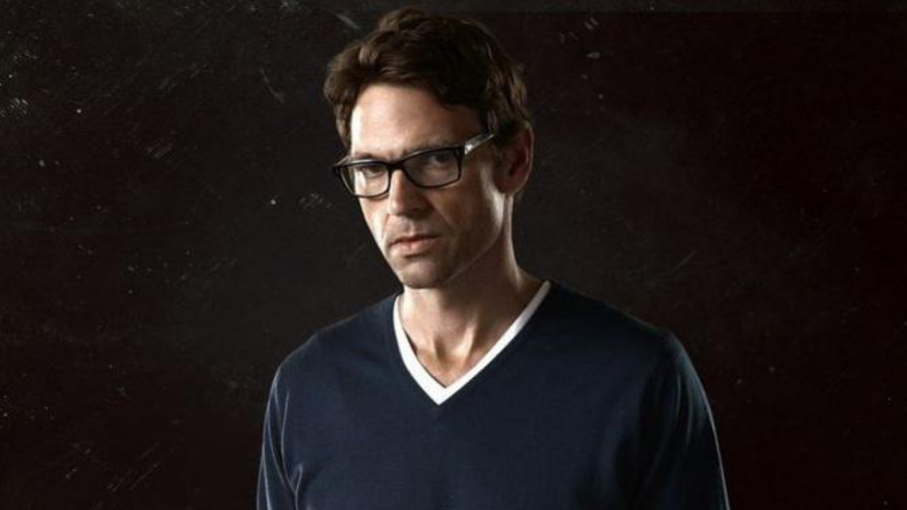 dougray scott batwoman