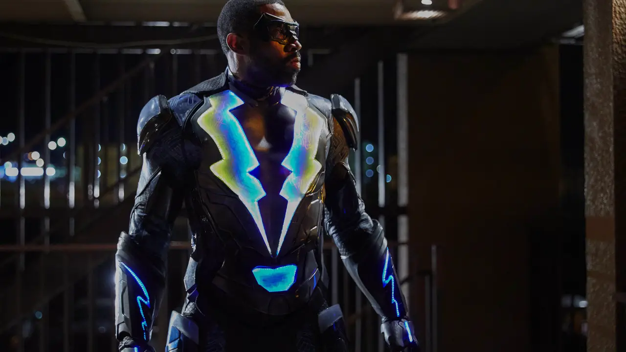 Black Lightning: série do Raio Negro chegará ao fim após 4ª temporada