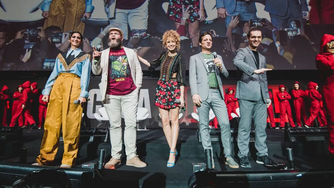 Bella Ciao! Elenco de ‘La Casa de Papel’ celebra sucesso da série com o público na CCXP19