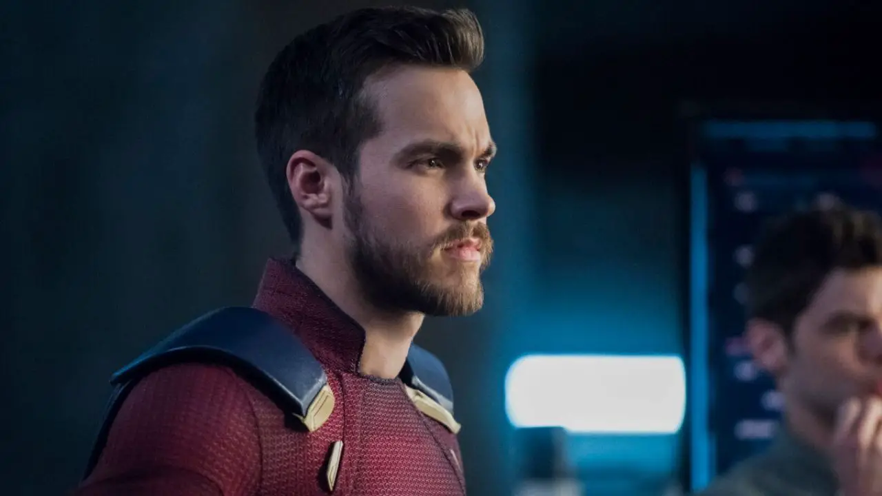 Supergirl 5ª temporada: Chris Wood retorna como Mon-El para o centésimo episódio da série (5×13)