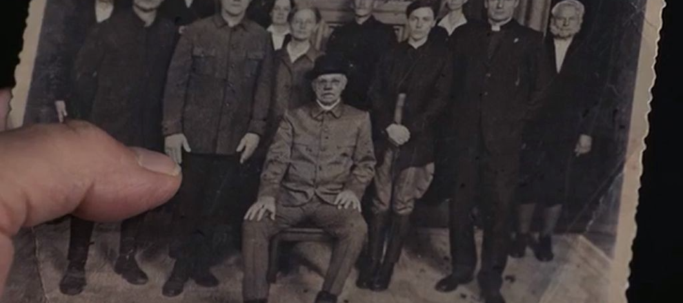 dark sic mundus creatus est