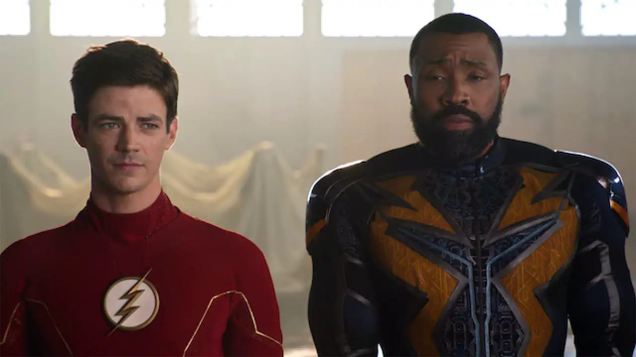 The Flash: veja a participação do Raio Negro no grande crossover da série