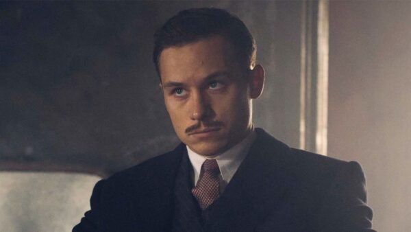 Finn Cole: 6 curiosidades do ator que vive Michael Gray em ‘Peaky Blinders’