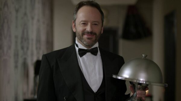 Gil Bellows