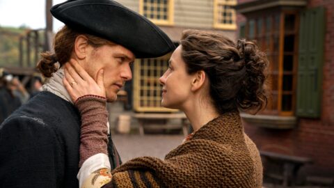 fa9Ls633phl4NQzw3JyAuwdYgPV Confira novo trailer da 3ª temporada de 'Outlander'